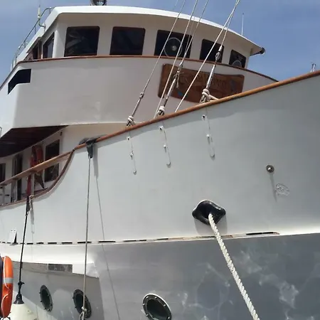 M/y Connda Vennessa 1975 Pietà